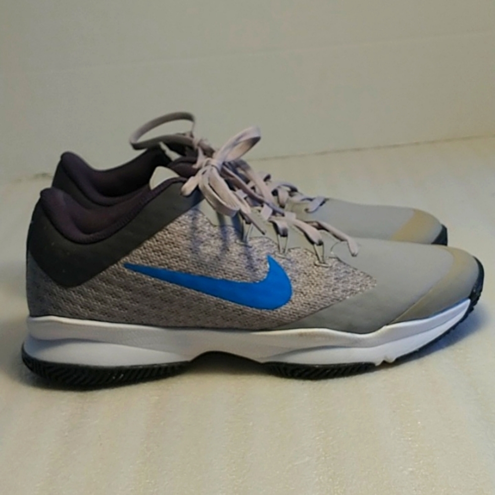 Nike Air Zoom Cage 3 HC mens size 8.5 gray